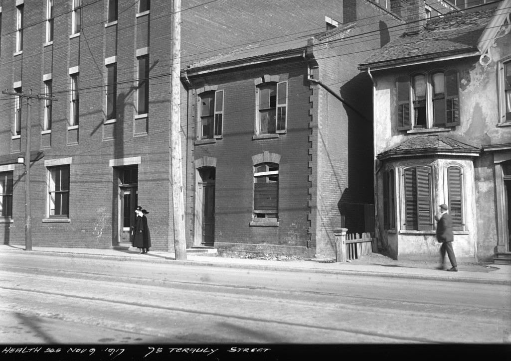 Before and after image of 75 Terauly